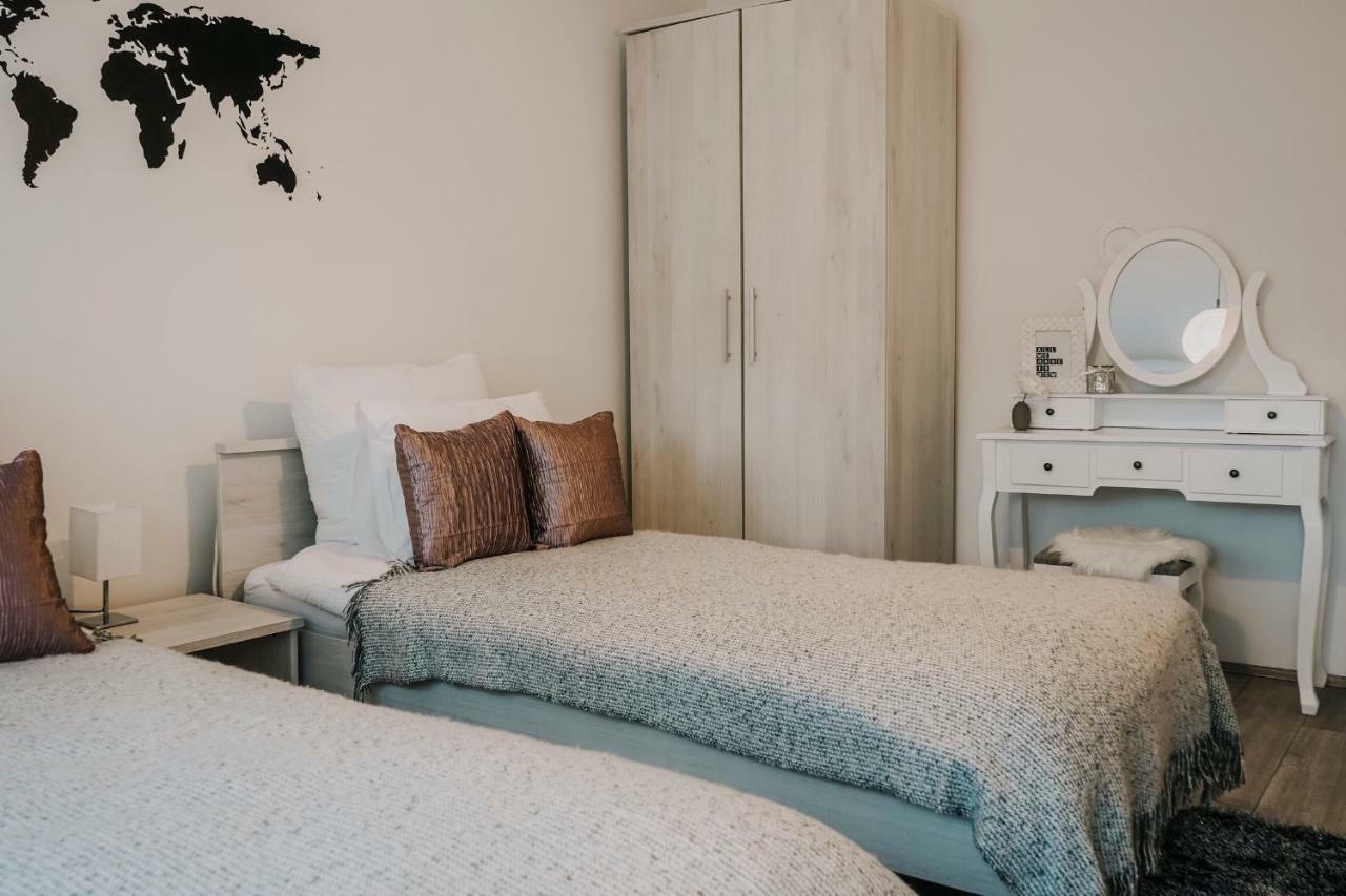 Apartman Bacchus Pula Extérieur photo