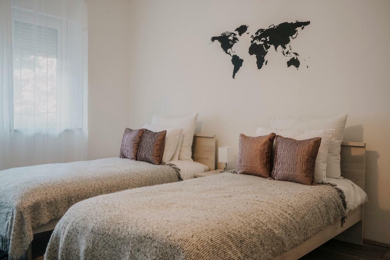 Apartman Bacchus Pula Extérieur photo