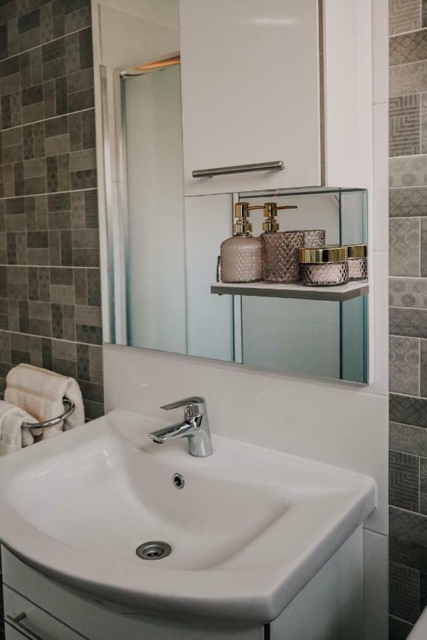 Apartman Bacchus Pula Extérieur photo